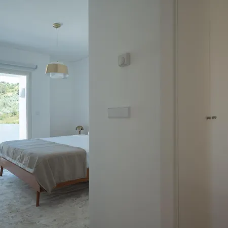 Golden House Santo Isidoro