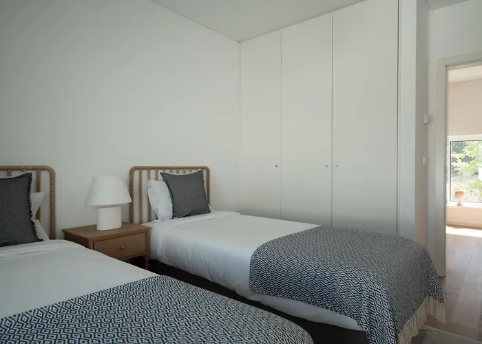 Golden House * Santo Isidoro