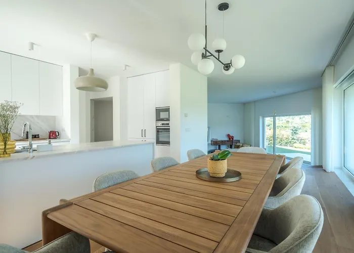 Golden House * Santo Isidoro